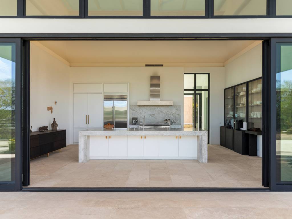 Les tendances en matière de cuisines ouvertes dans les villas contemporaines